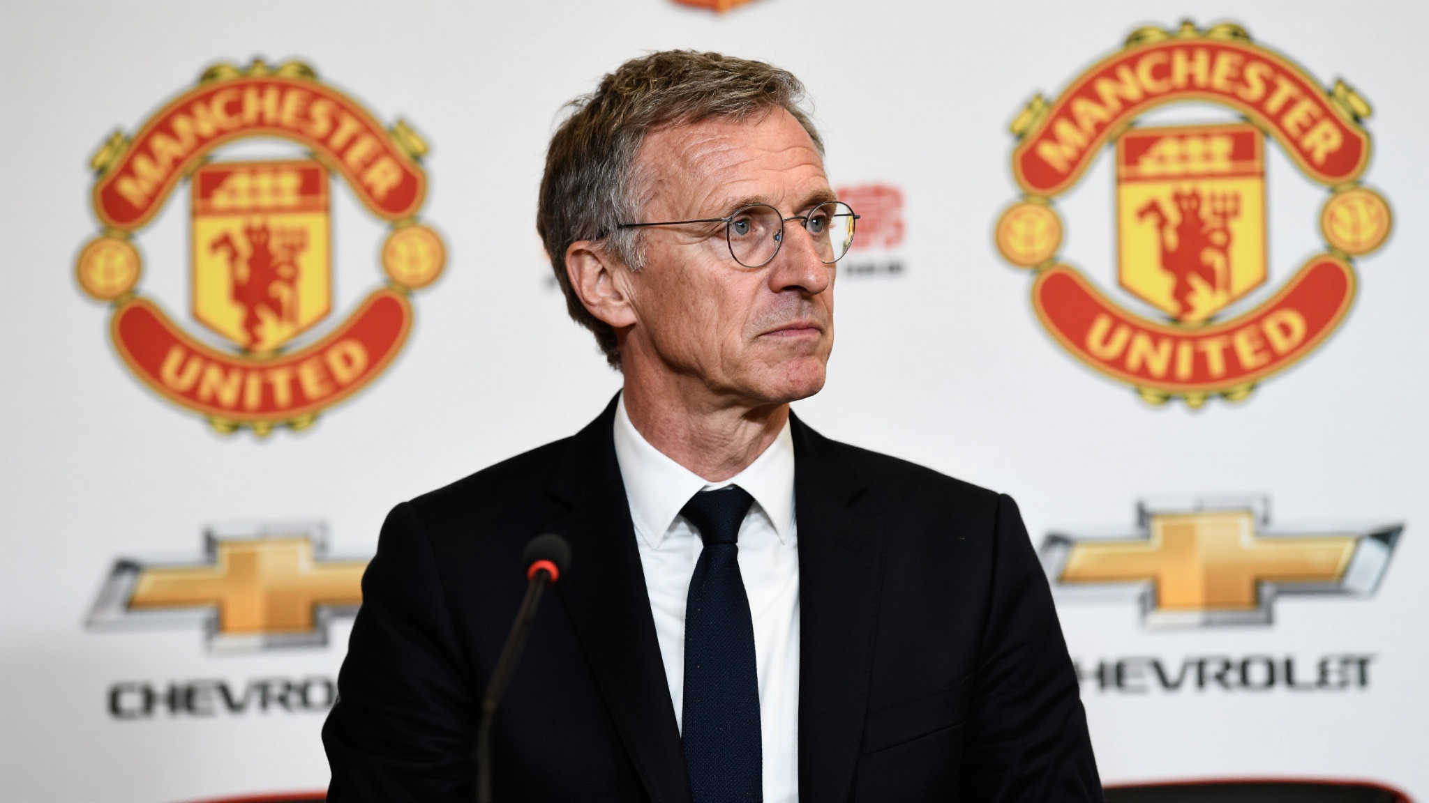 朗尼克质疑曼联决策逻辑,亚马尔展现非凡天赋如外星来客 朗尼克质疑曼联决策逻辑,亚马尔展现非凡天赋如外星来客